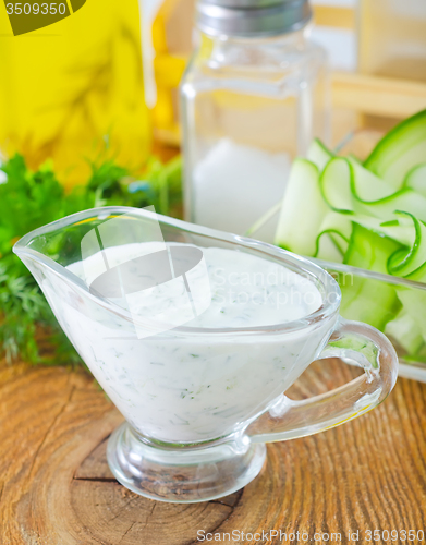 Image of white sauce