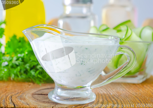 Image of white sauce
