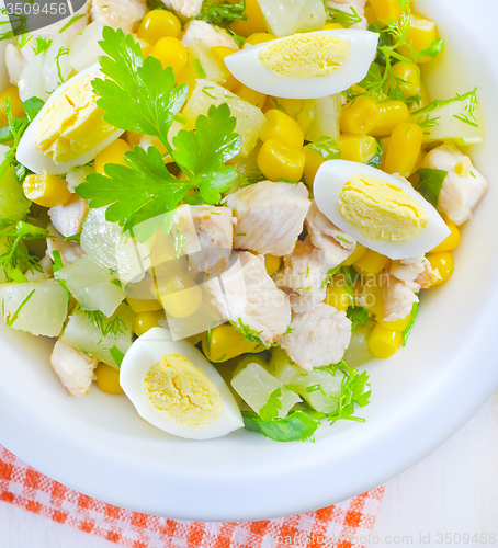 Image of Fresh salad with chicken