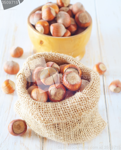 Image of hazelnuts