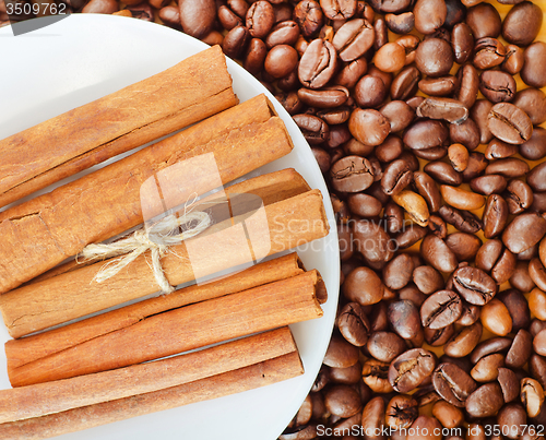 Image of coffee and cinnamon