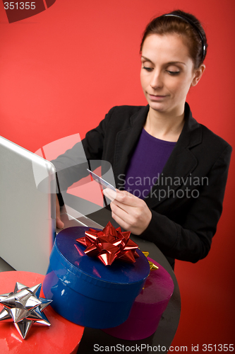 Image of Online Present