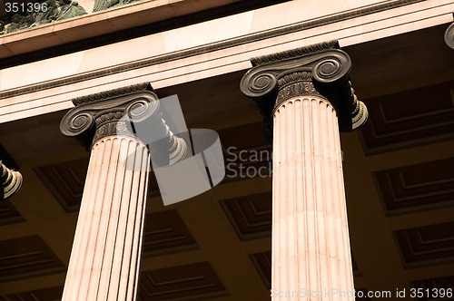 Image of Greek Ionic Column