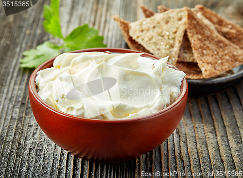 Image of bowl of cream cheese