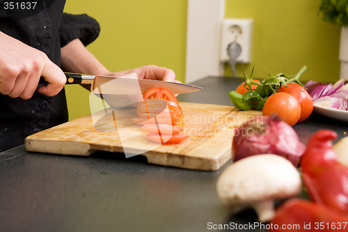 Image of Slicing Tomatoes Detail