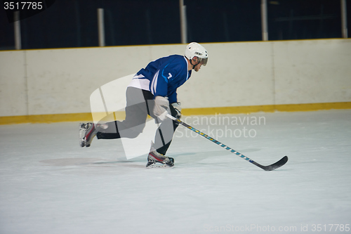 Image of ice hockey player in action