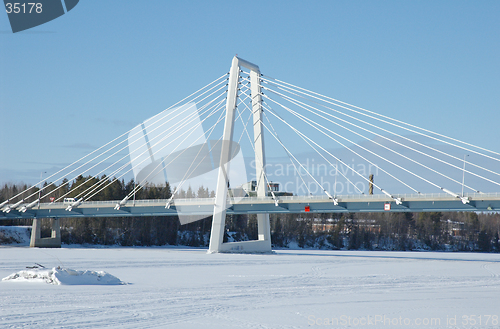 Image of White bridge