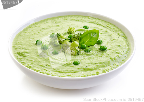 Image of bowl of broccoli and green peas cream soup