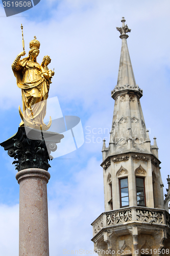 Image of The Mariensaule, a Marian column and Munich city hall on the Mar