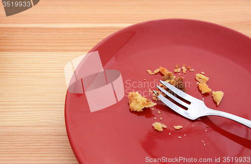 Image of Crumbs from an eaten pumpkin pie