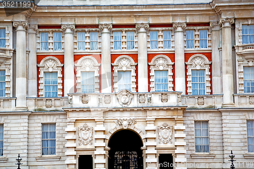 Image of old construction in england   london wall  