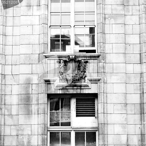 Image of old windon in england london brick and glass the wall 