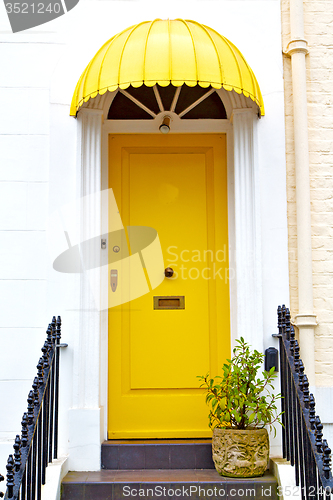 Image of  area  in  england  antique yellow  wall  