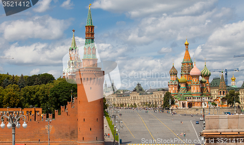 Image of landscape with a view of Red Square and St. Basil’s