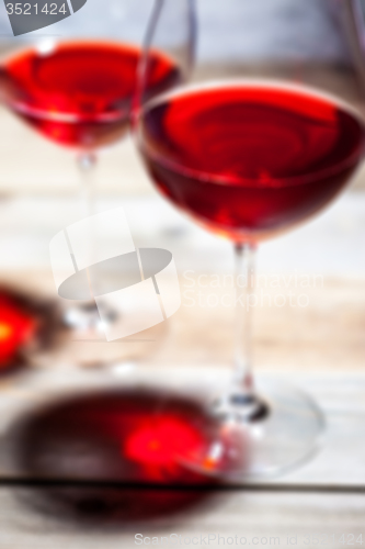 Image of bad red wine in two goblets