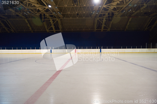 Image of empty ice rink, hockey arena