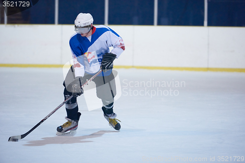 Image of ice hockey player in action