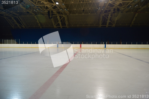 Image of empty ice rink, hockey arena