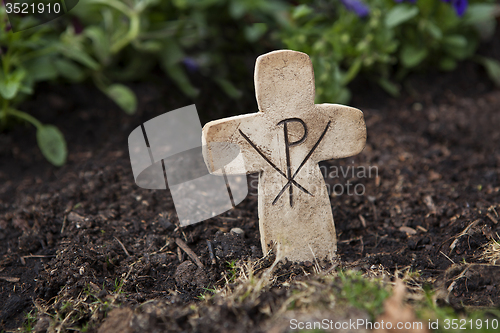 Image of Crucifix at the grave