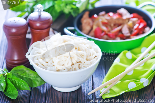 Image of noodles