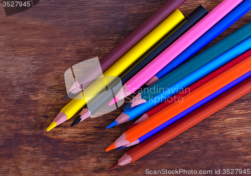 Image of color pencils
