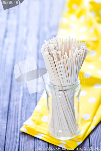 Image of raw rice noodles