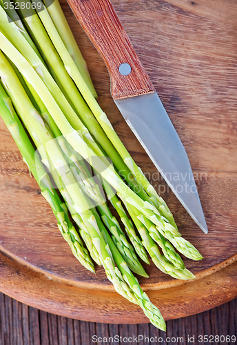 Image of gressn asparagus 