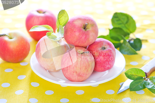 Image of apples