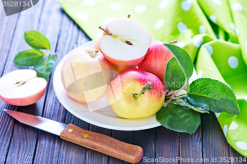Image of fresh apples