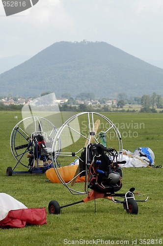 Image of empty paragliding machines