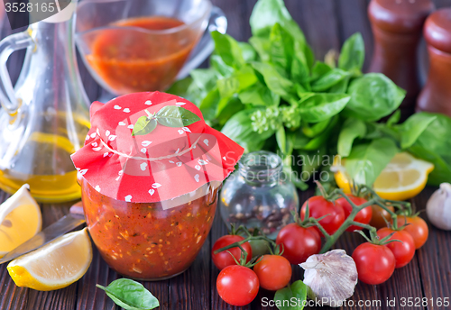 Image of tomato sauce