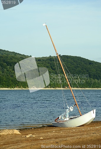 Image of stranded