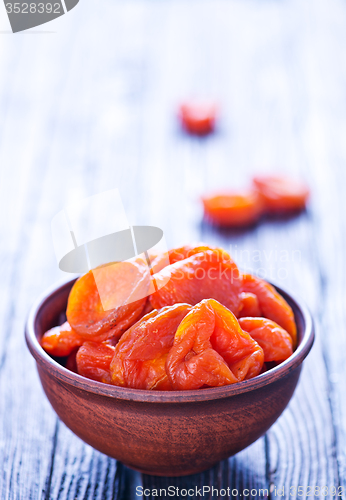 Image of dry apricot