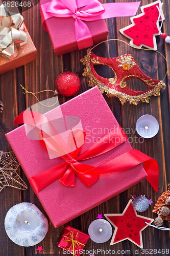 Image of boxes for present 
