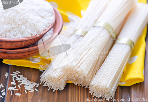 Image of rice noodles