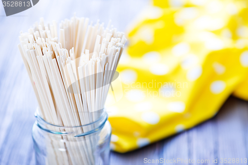 Image of raw rice noodles