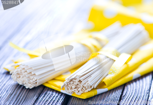 Image of raw rice noodles