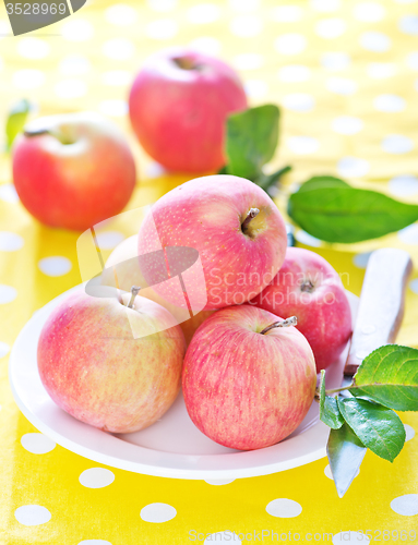 Image of apples