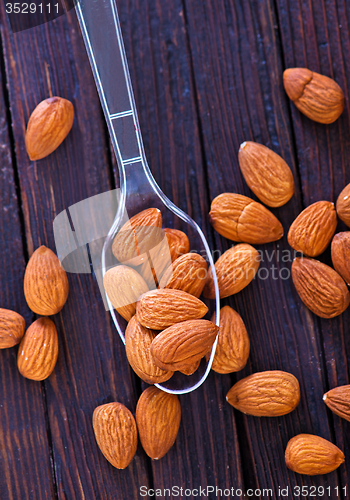 Image of dry almond