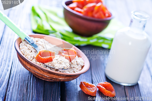 Image of oat flakes