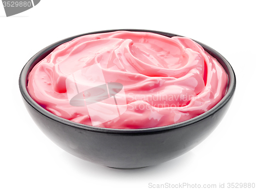 Image of bowl of strawberry pudding