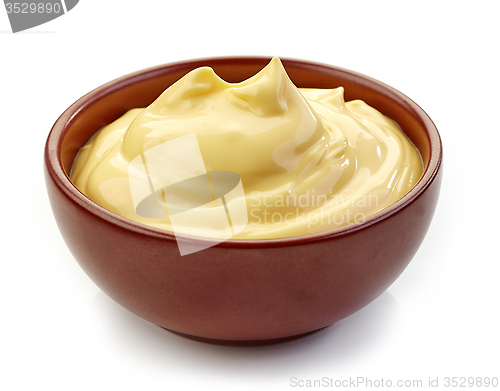 Image of bowl of mayonnaise