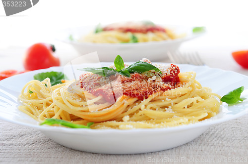 Image of Pasta and tomato sauce