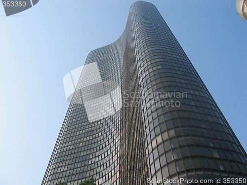 Image of Office building in Chicago