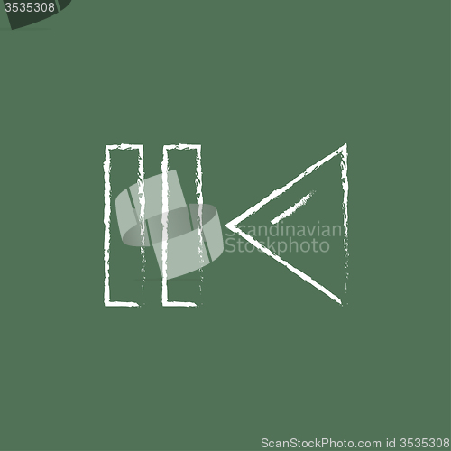 Image of Pause and playback button icon drawn in chalk.