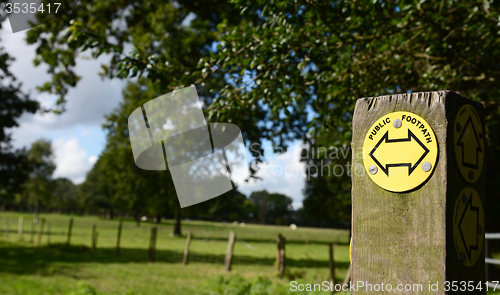 Image of Public footpath sign points left and right