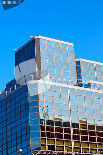 Image of windows in london home    skyscraper  building