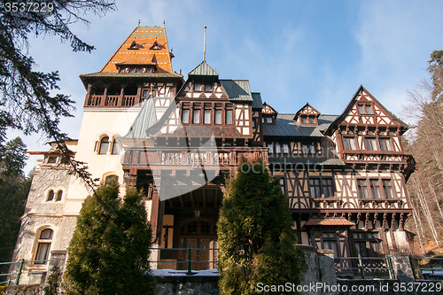 Image of Peles castle in Romania