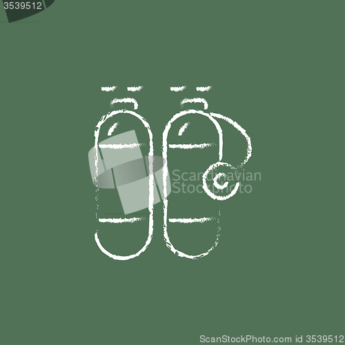 Image of Oxygen tank icon drawn in chalk.