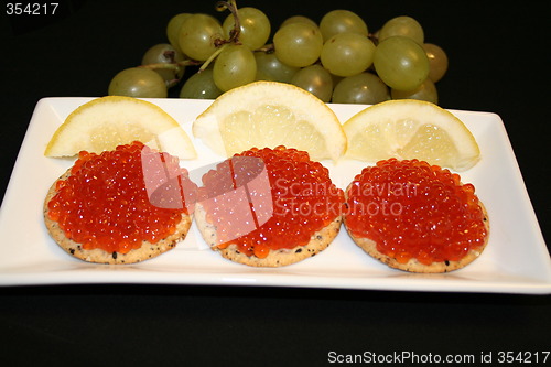 Image of Russian caviar and grapes